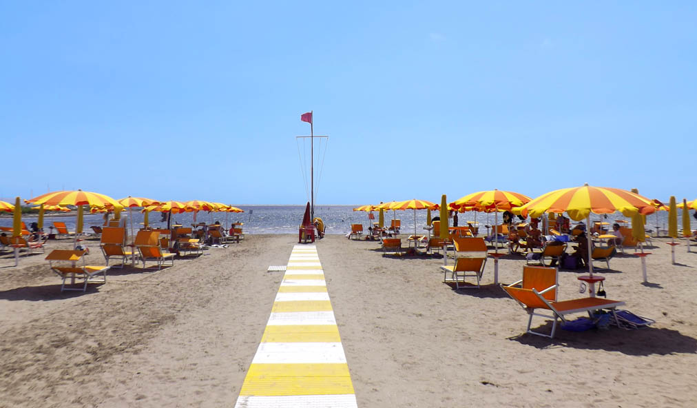Grado strand 1